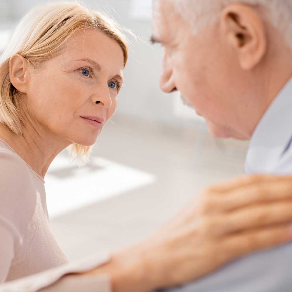 Ecouter et rassurer pour lutter contre la maltraitance des personnes âgées