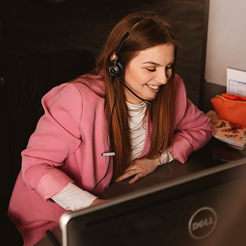 Marion, opératrice pour la téléassistance Filien ADMR